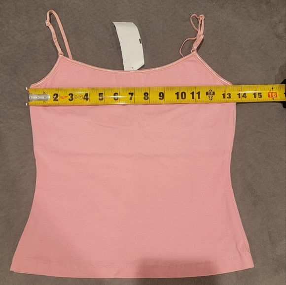 Y2k NWT Tank tops/Cami with adjustable straps & built in bra Size M - Picture 3 of 11